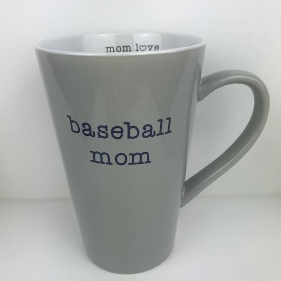 Mom love by Pavilion Gift Company “Baseball Mom” mug 18oz - Picture 5 of 6